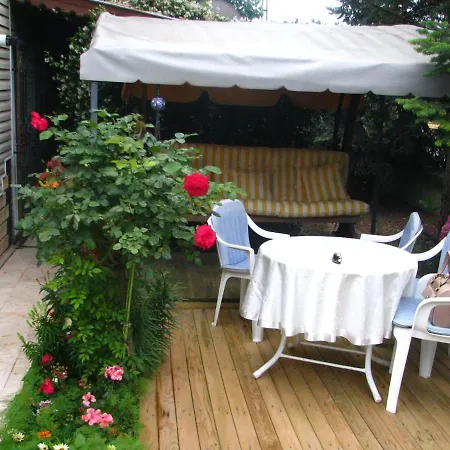 Triplex Mustakil Havuzlu Somineli Barbekulu Villa